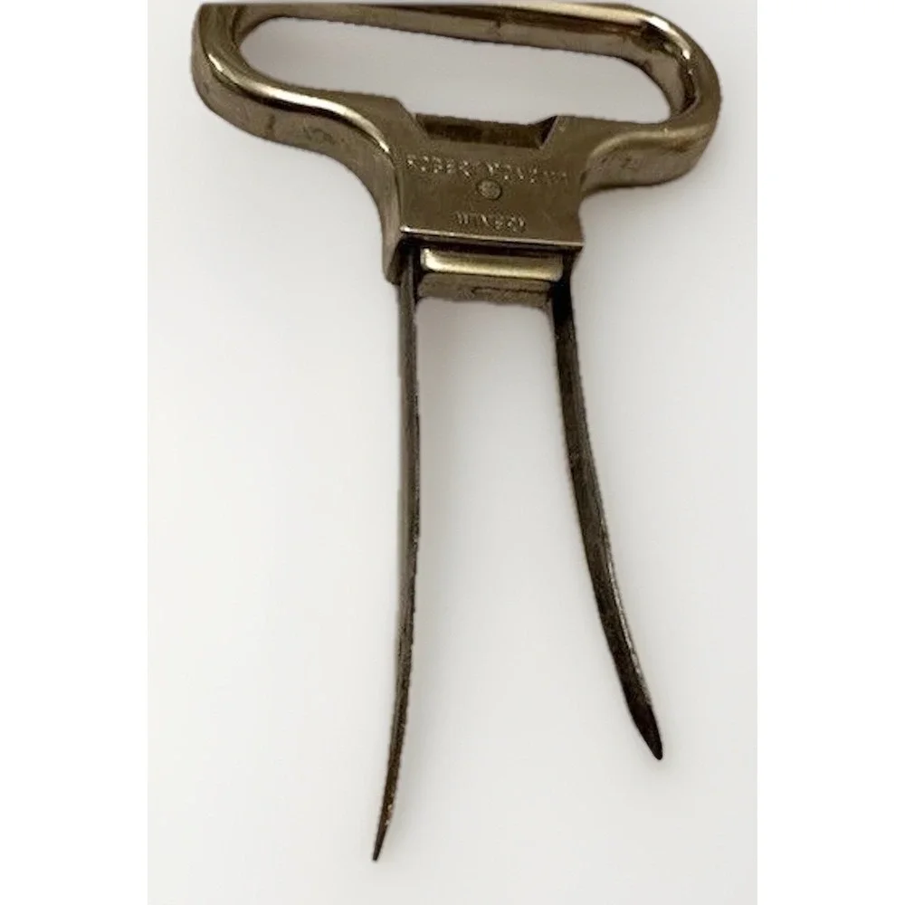 Magna, Mondovi vtg lot
